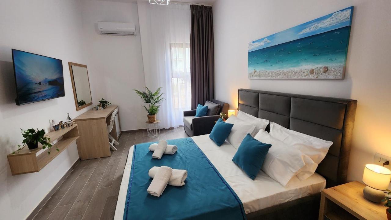 Solar Rooms And Apartments Himarë Exterior foto